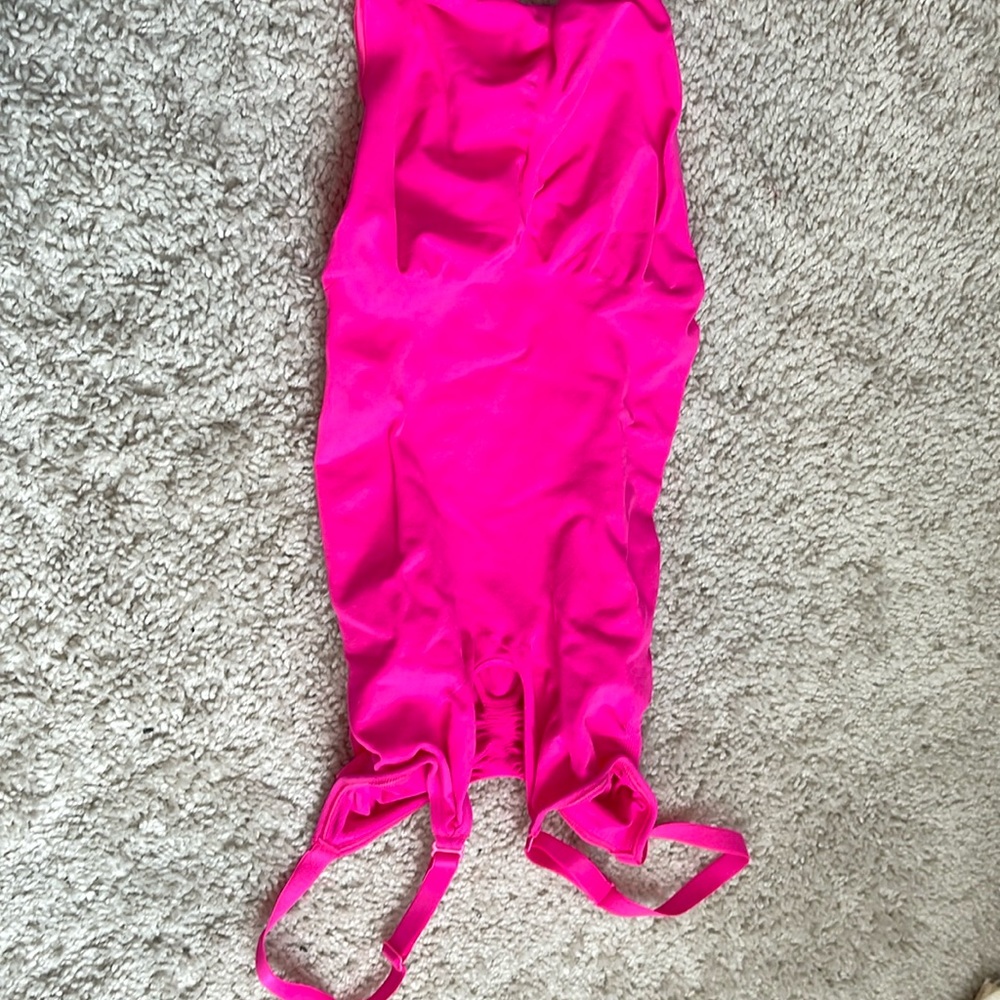 Skims bodysuits ,different colors and sizes available